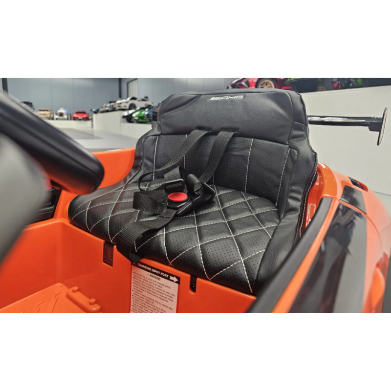 Elektriskā rotaļu mašīna Mercedes AMG GT3 12V C4K033